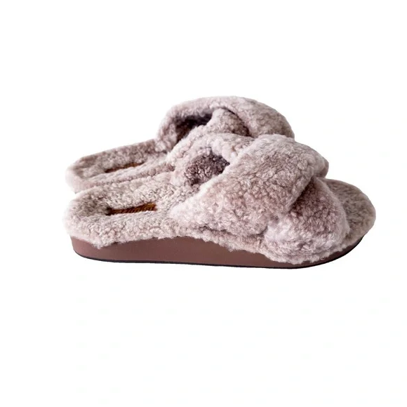 OluKai Hila Heu Women’s Cozy Slipper Sandals in Blush Size 6 - Picture 1 of 5